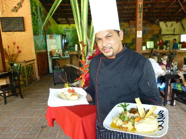 Restaurant Blue River Resort Costa Rica 